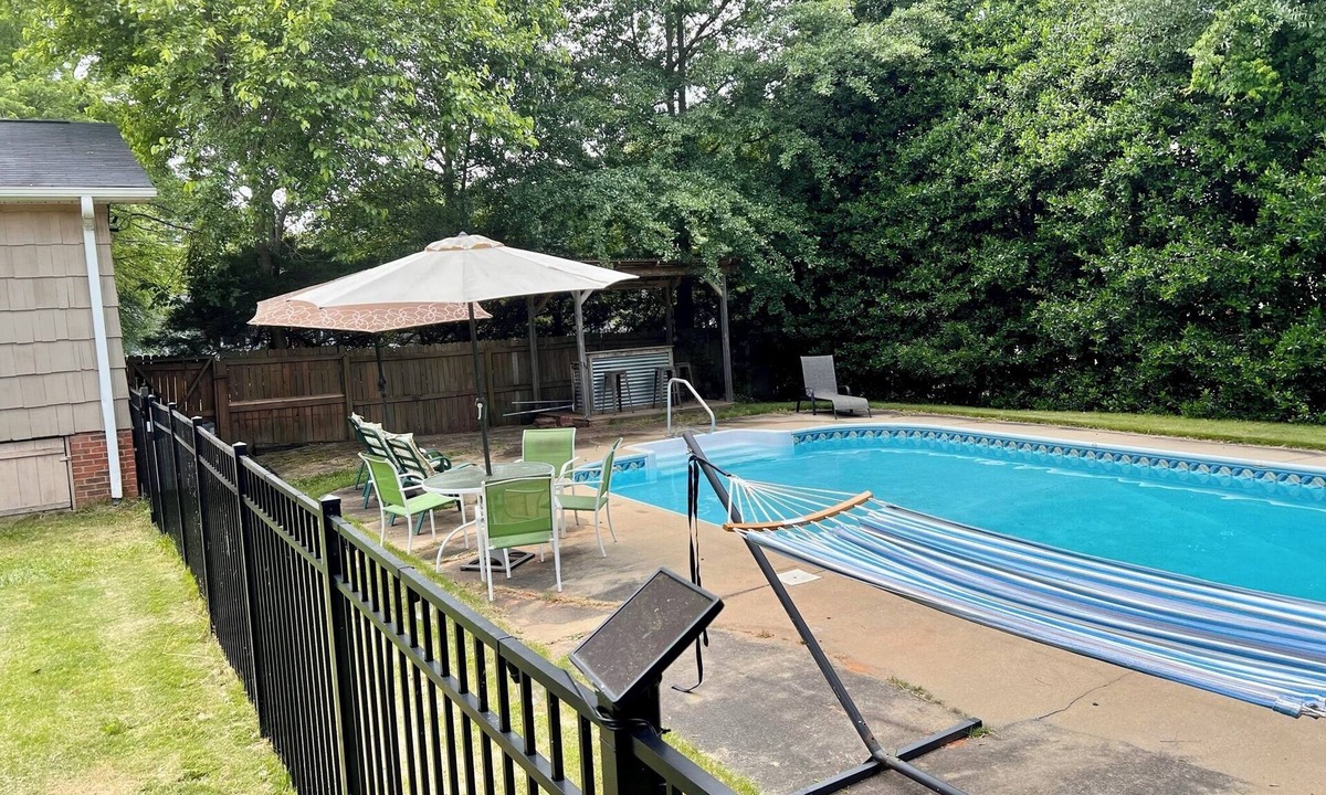 Travelers Rest House | 3/2 with pool; 1/4-mile neighborhood walk to Swamp Rabbit Trail