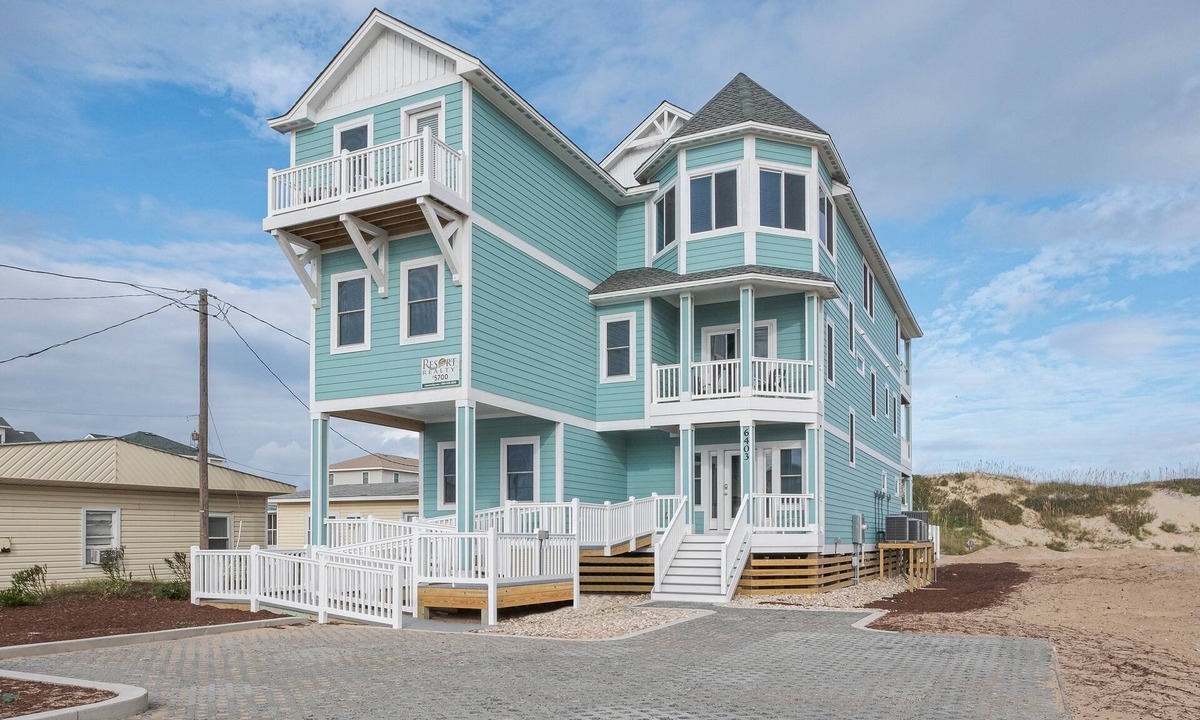 Nags Head House | 5700- La Cebolla - Luxury Oceanfront Estate | Pool & Theater