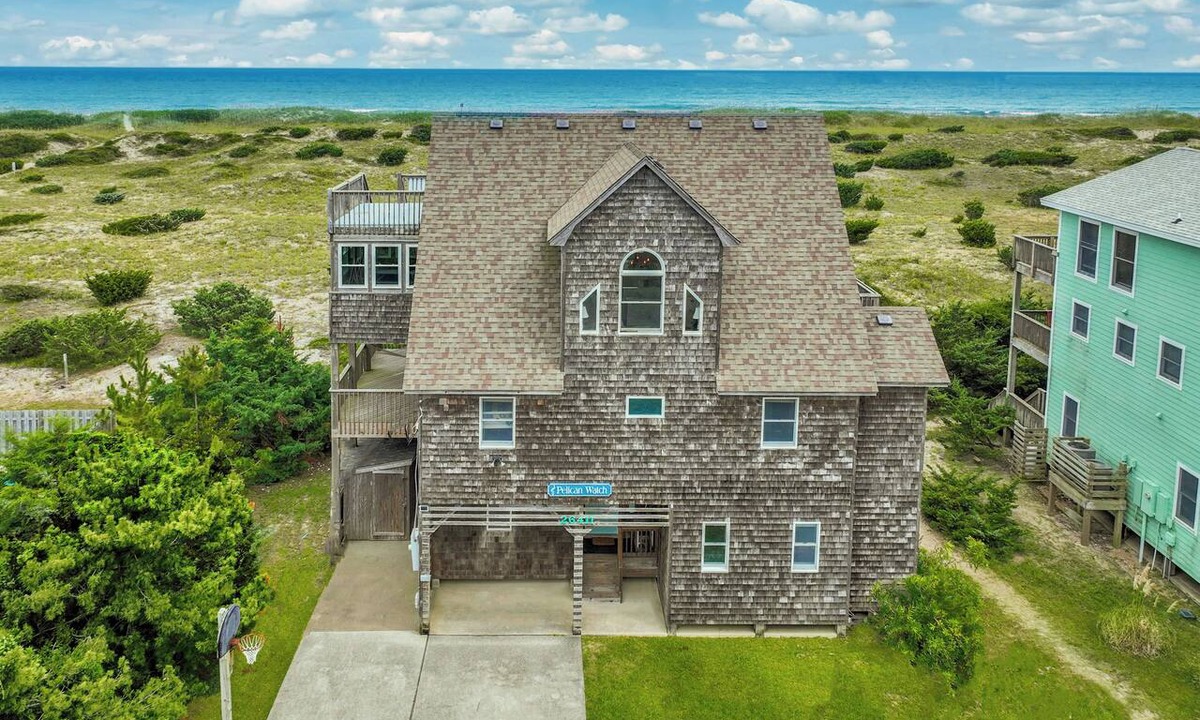 Salvo House | 7223- Pelican Watch - Oceanfront Salvo | Pool & Hot Tub | Sleeps 10