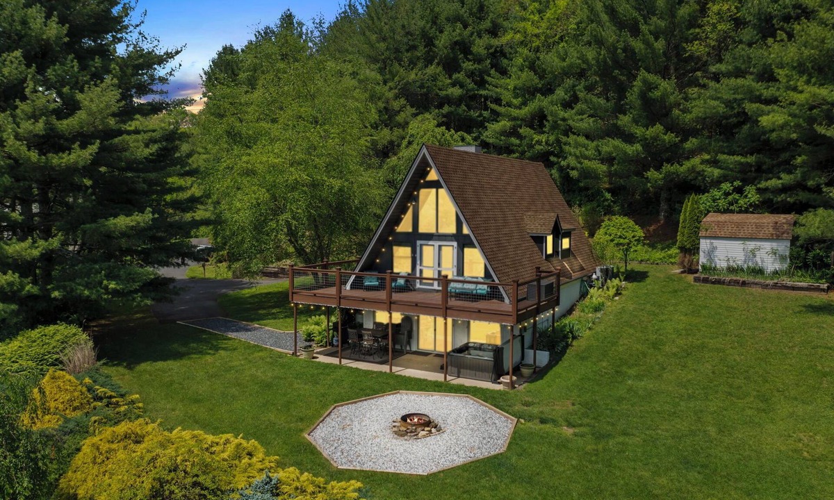Crumpler Cabin | "A Frame Haven" - West Jefferson, NC Mountain Views with Hot Tub