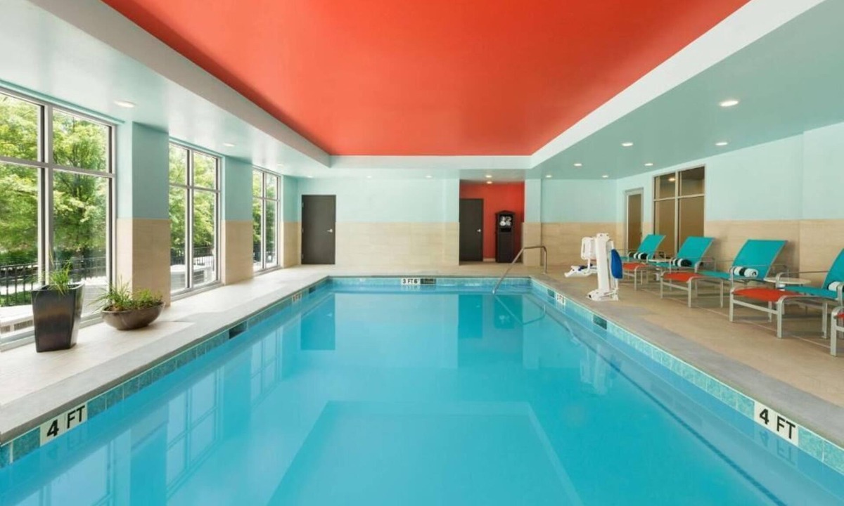 Sandy Springs Hotel | Atlanta Getaway! 4 Suites w/Breakfast & Gym Near Sandy Springs & Mall!