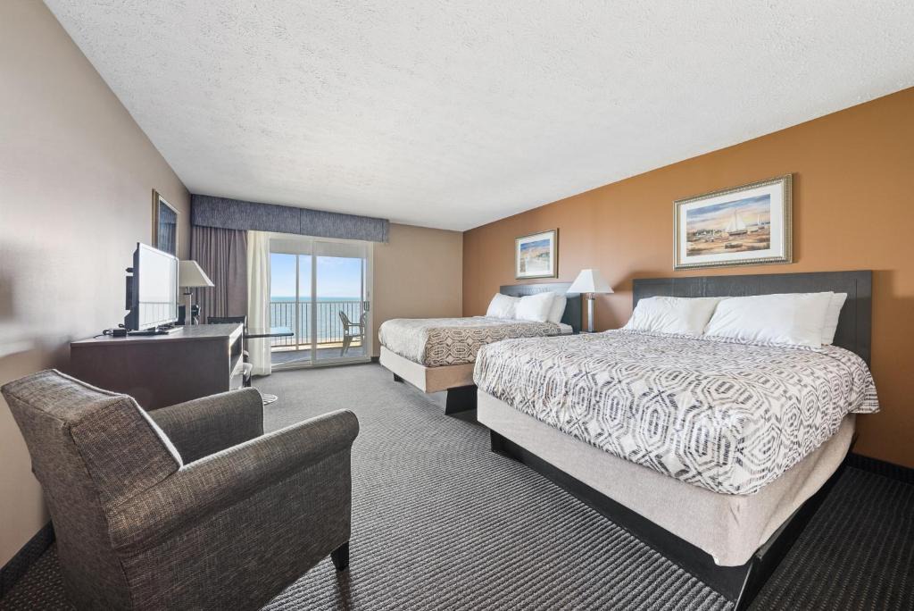 Put-in-Bay Hotel | BayShore #324