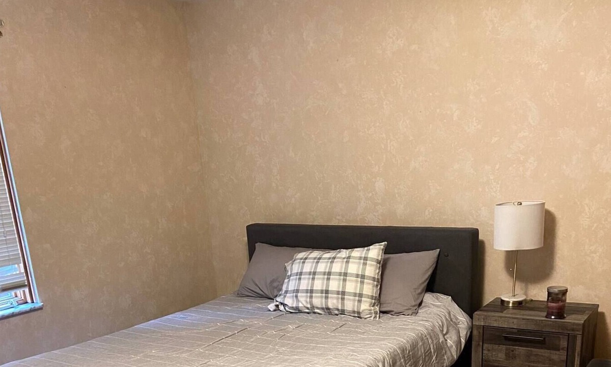 Ashland House | Beautiful cozy Townhome Duplex house - Near UK Kings Daughter Hospital