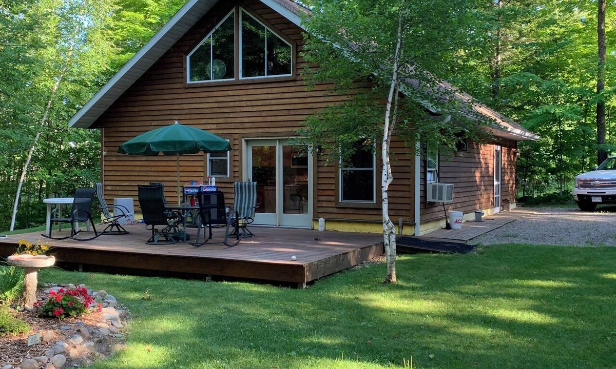 Hackensack Cabin | Birch Lake-Perfect 4BR cabin on a quiet flat lot with great views in Hackensack