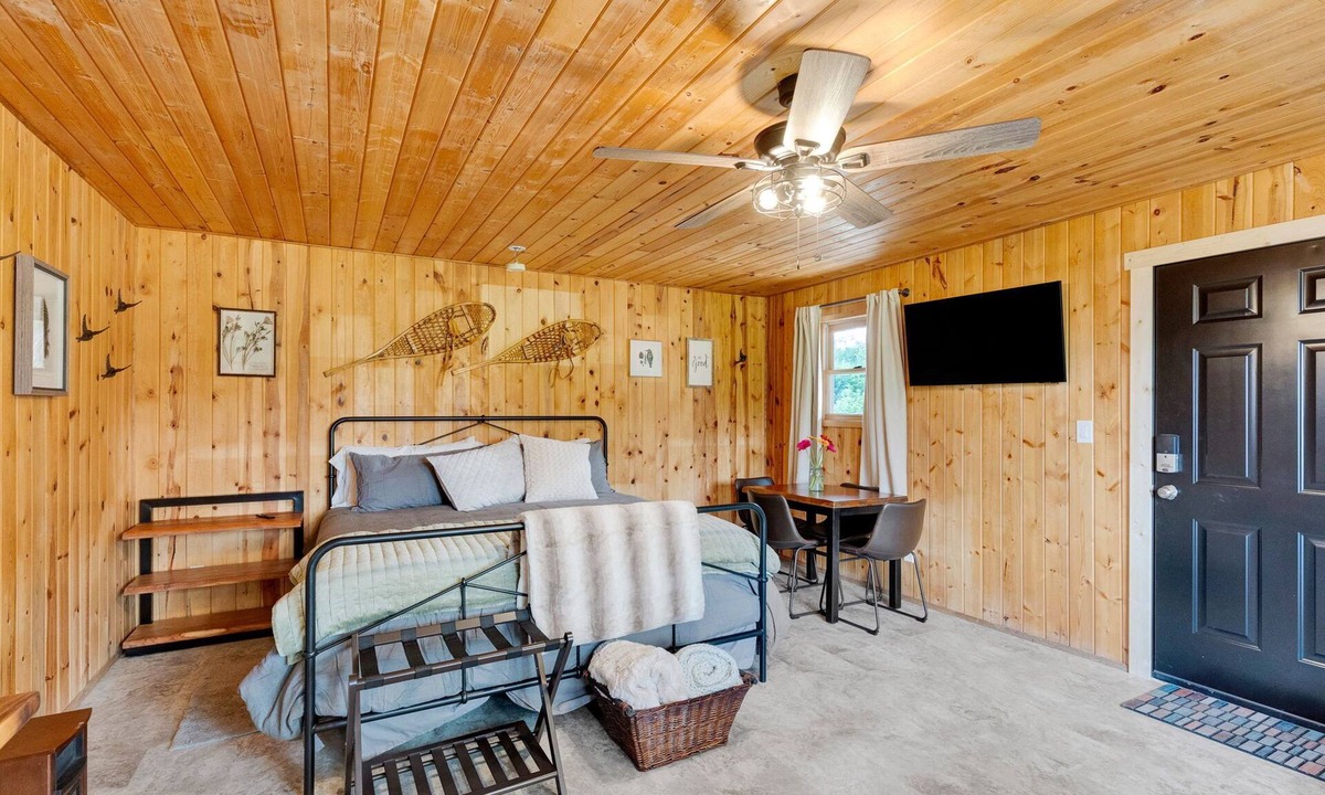 Stevensville Cabin | Bitterroot King Cabin