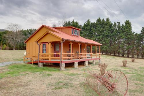 Hot Springs House | Blue Ridge Hideaway! Cabin w/River Access & Views
