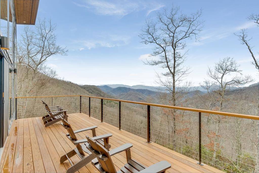 Bryson City Cabin | Cabin ∙ 3 bedrooms ∙ 6 guests