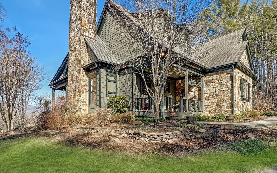 Bryson City Cabin | Cabin ∙ 5 bedrooms ∙ 14 guests