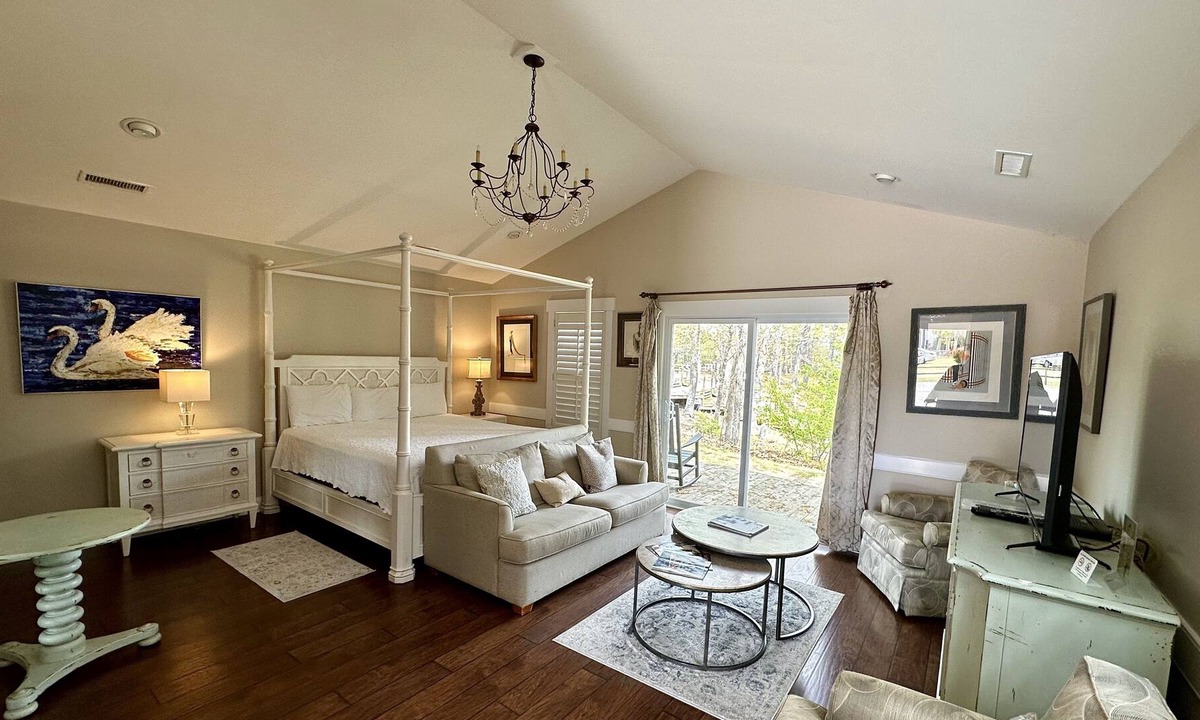 Elizabethtown Resort | Cape Fear Vineyard and Winery