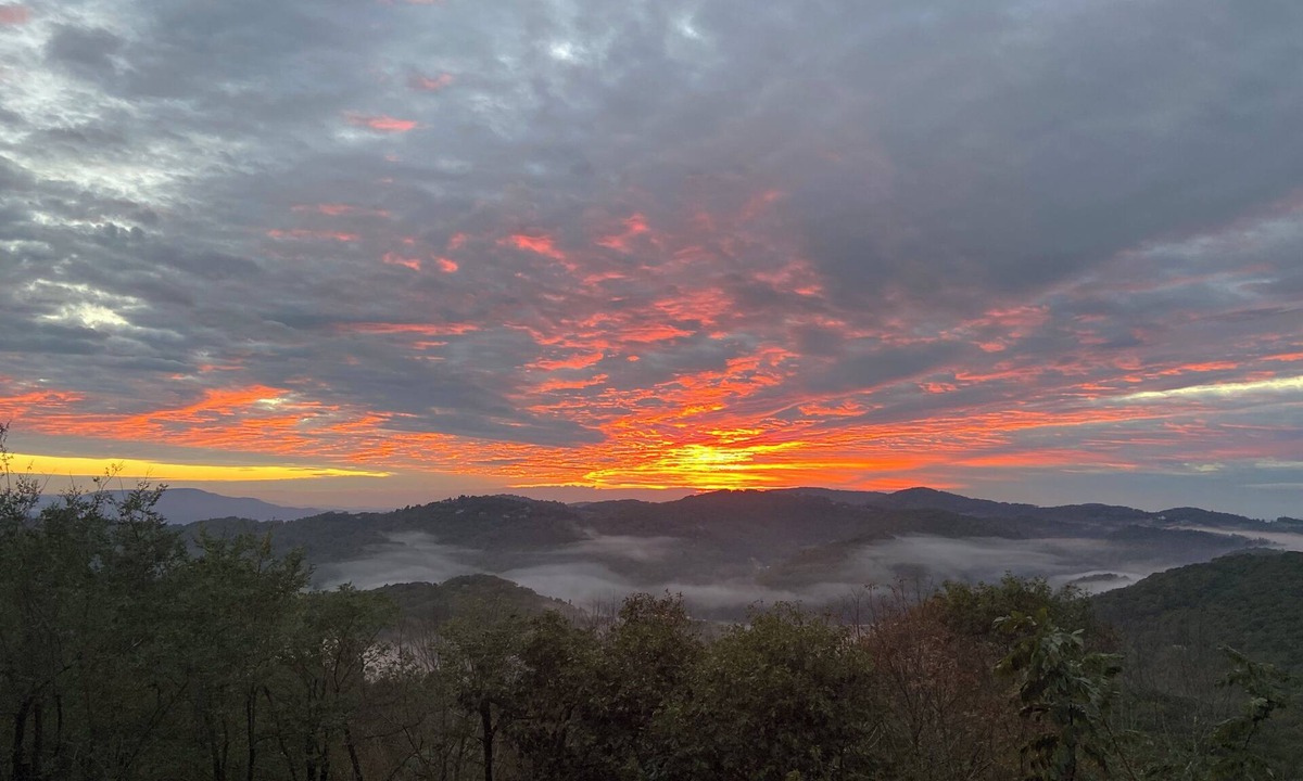 Blowing Rock Cabin | Charming 5-bedroom cabin with amazing views, WiFi and game room in Blowing Rock