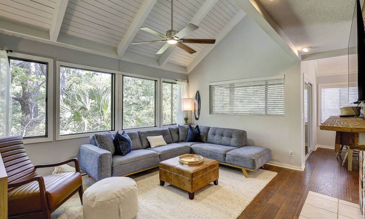 Night Heron Condo | Charming Sea Pines Getaway | Pet Friendly + Pool