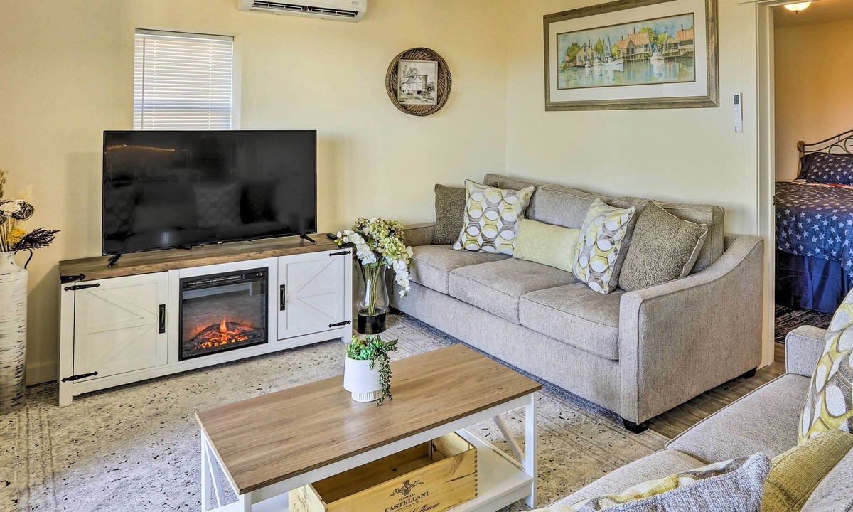 Graysville House | Chattanooga Vacation Rental with Pool!