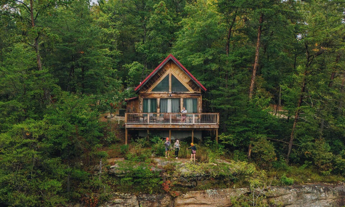 Primrose Cabin | Cliffside Cabin, 50 Acres Near Red River Gorge