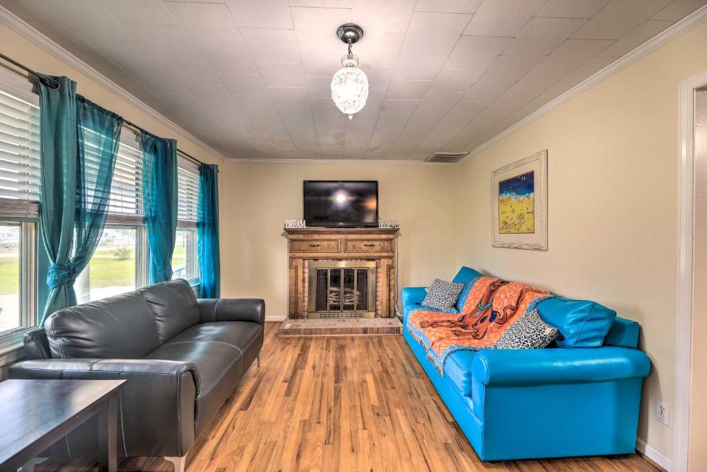 Harkers Island House | Coastal Retreat! Harkers Island Boating Base