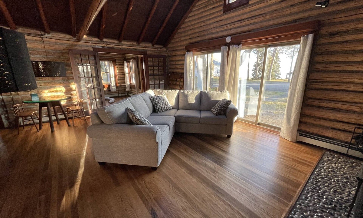 Au Gres Cabin | Come relax at this peaceful, rustic cabin on the shores of Lake Huron.
