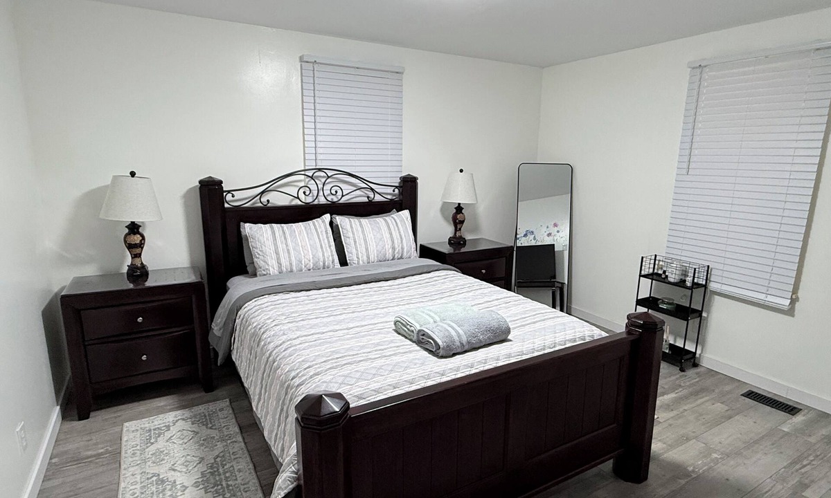 Charleston House | Completely renovated for you Mountain View Cottage