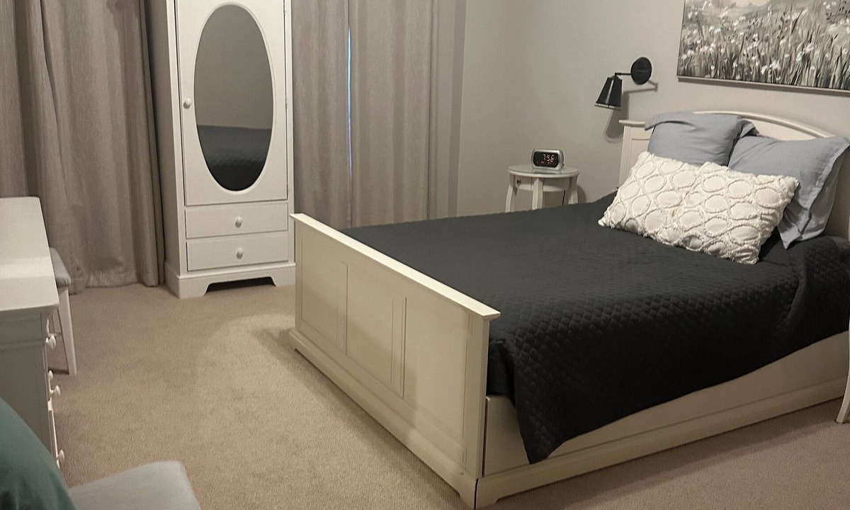 Flowery Branch House | Cozy 1-bedroom with bathroom, living room and kitchen in nice Flowery Branch
