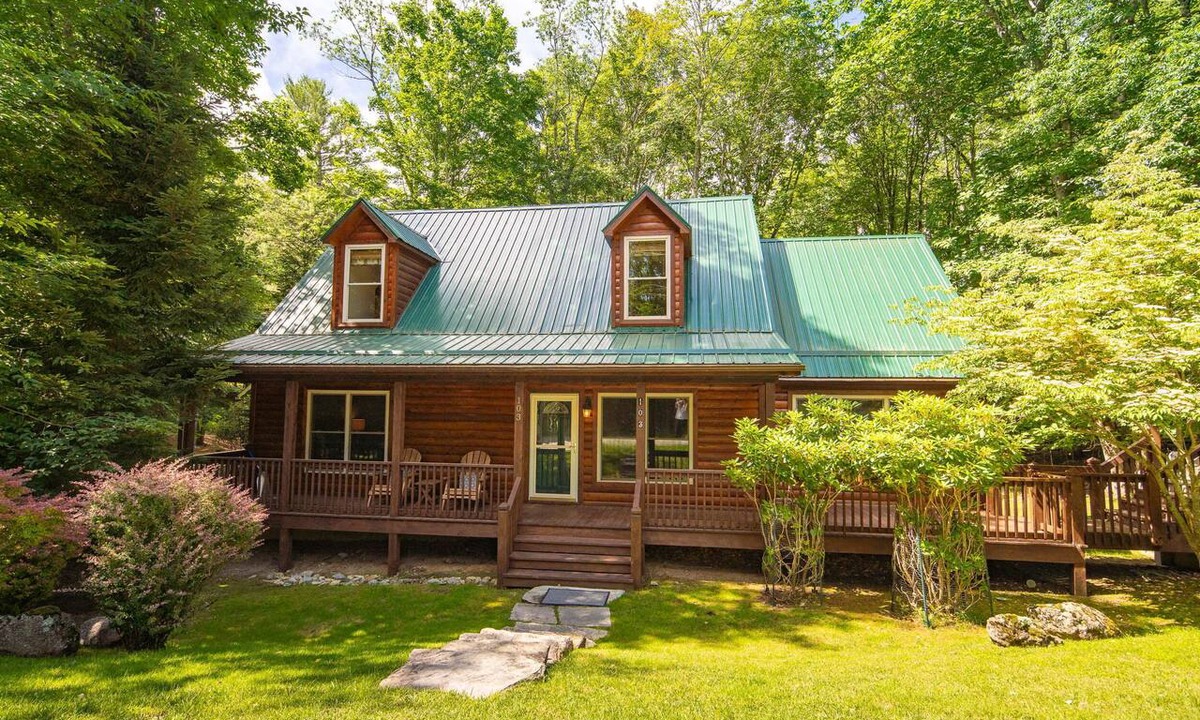 Charter Hills House | Cozy Beech Mountain Cabin Near Ski Slopes