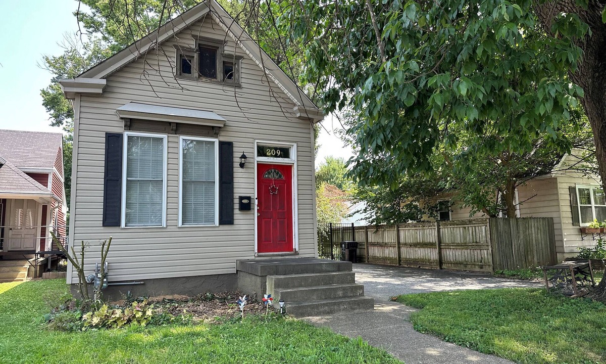 Crescent Hill House | Cozy Derby Home 2 Bedroom Shotgun style home, with Large Adorable Loft
