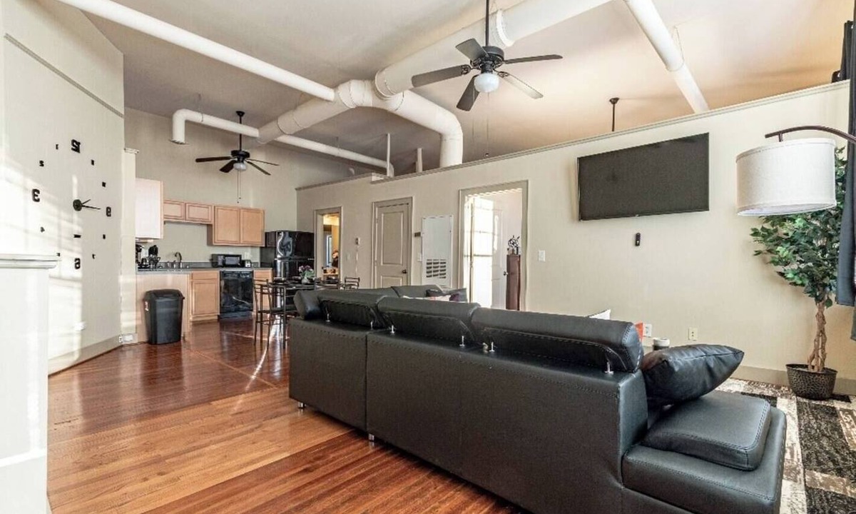 Central Apartment | Cozy Loft (B) near the Heart of Clemson🐯