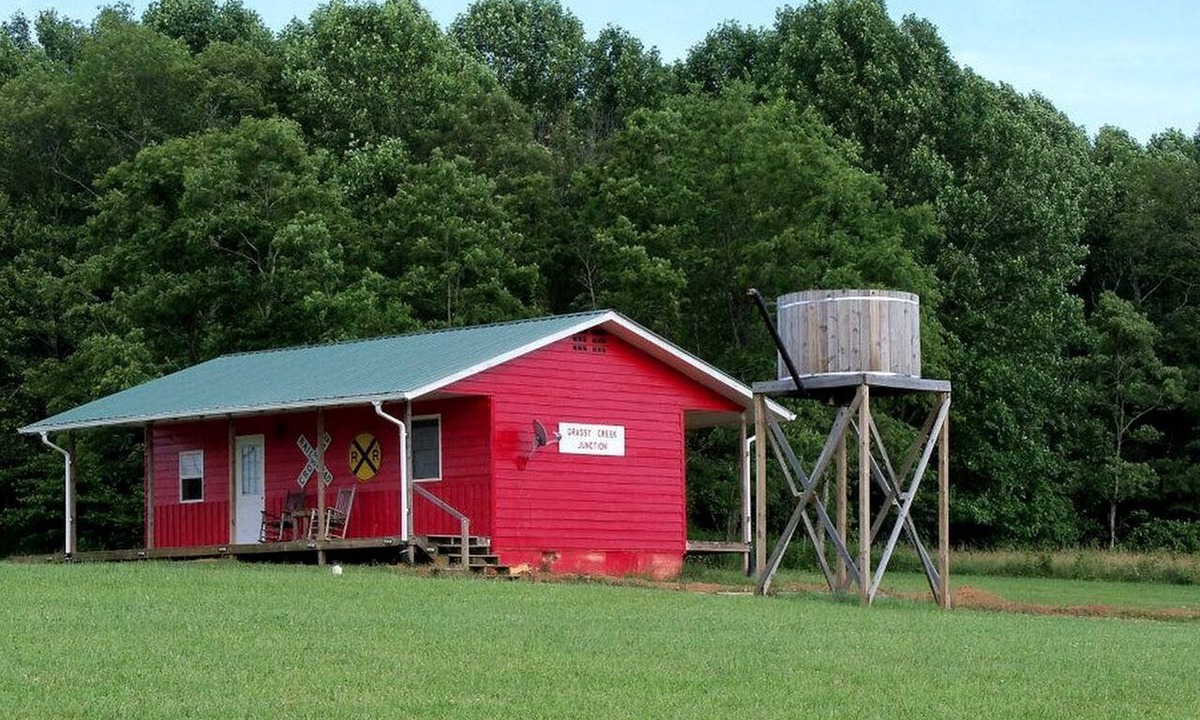 Fancy Gap Cabin | Cozy One-Bedroom Cabin Rental in Blue Ridge Mountains of Virginia