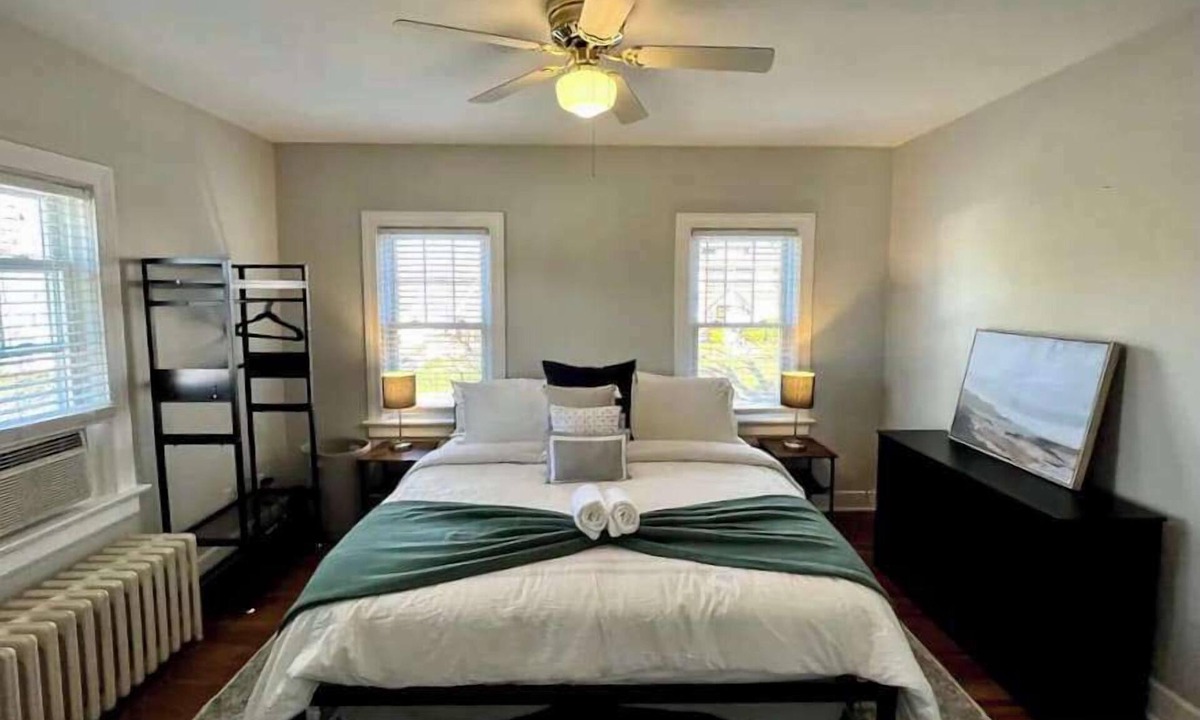 Highlands Douglass Apartment | Cozy & Spacious Apt | King Beds & Free Parking