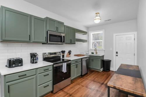 Shandon Apartment | Danas Cottage 1King Near USC