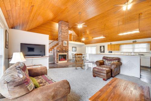 Dayton House | 'Deer Lake Lodge' on 700 Wooded Acres in Dayton!