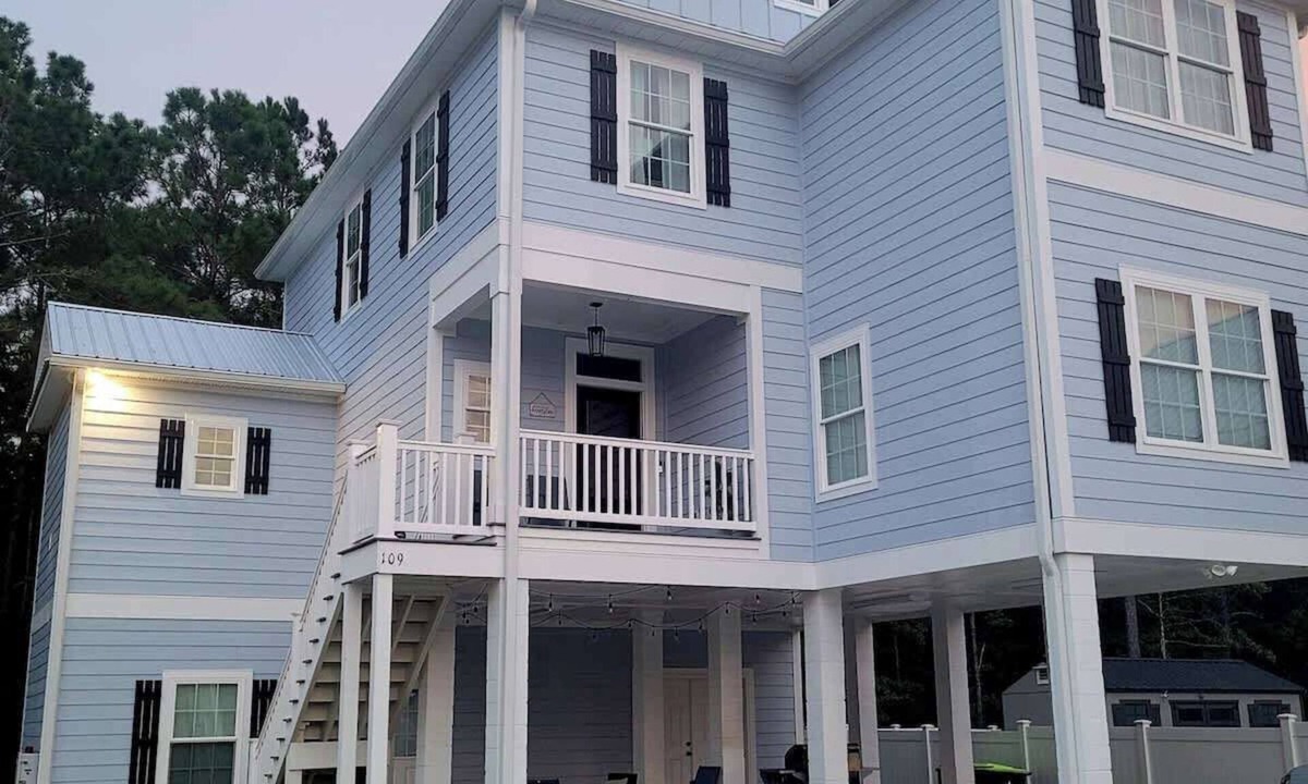 Garden City House | Dreamy Palms · Coastal Comfort-2 Miles to Sand-Game Room