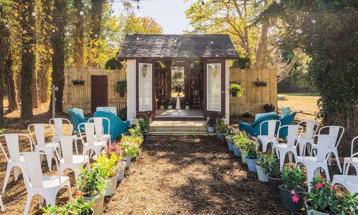 Cape Charles House | Experience Tiny House Weddings & Retreats