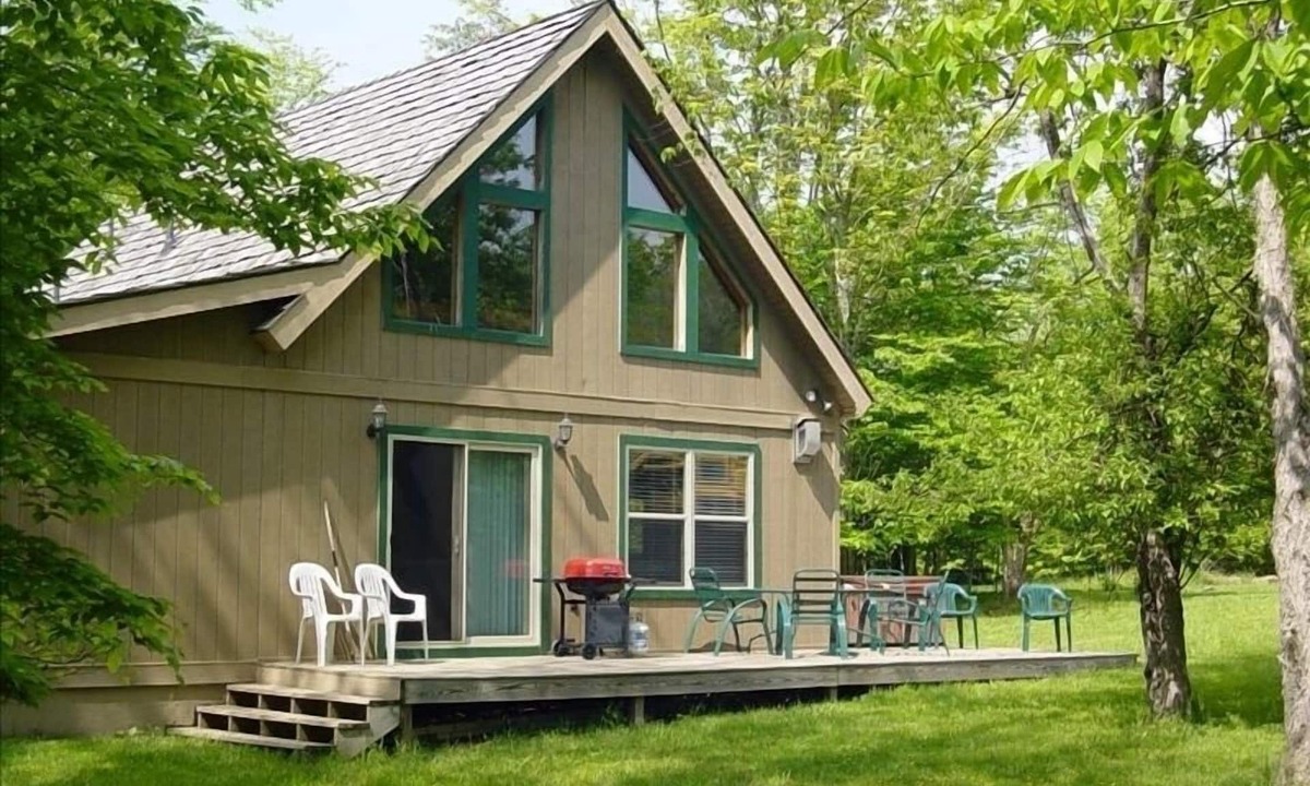 Timberline Cabin | Fabulous Rustic Mountain Cabin walking distance to Timberline Mountain Slopes!