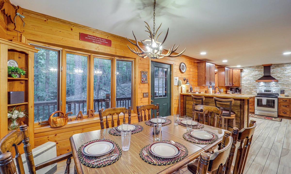 Deep Gap Cabin | Family Cabin & Deep Gap | Game Room & Scenic Views