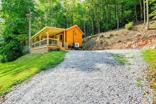 Franklin House | Franklin Cabin w/Creek Access: Hike & Fish!