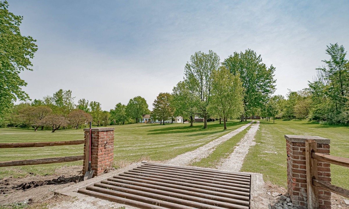 Saint Marys  Allen County House | Get Away From It All!