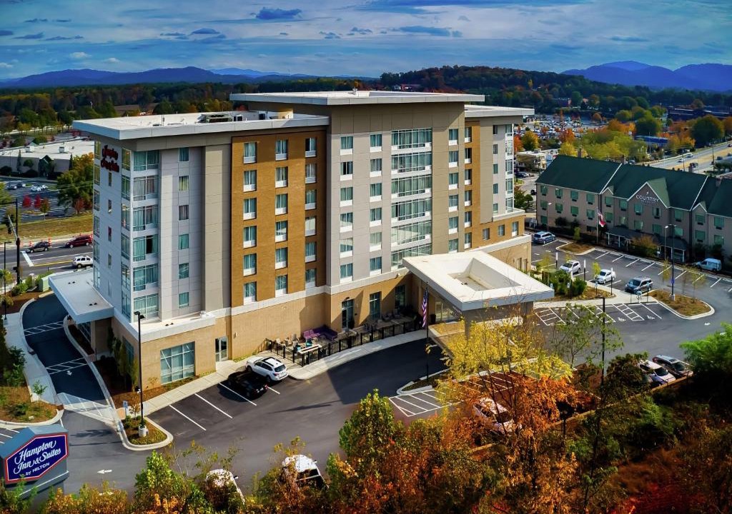 Asheville Hotel | Hampton Inn & Suites Asheville Biltmore Area