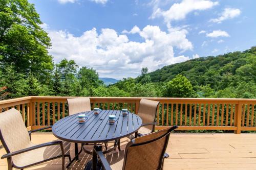 Banner Elk House | High Road Cabin