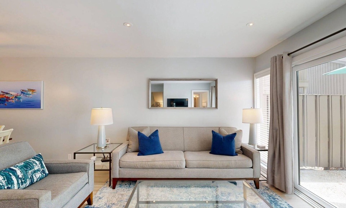 Palmetto Dunes Villa | Hilton Head villa conveniently located just a short walk to the beach.