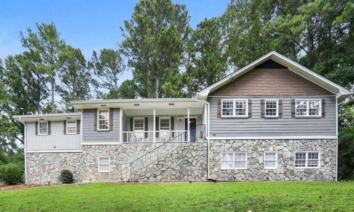 Lilburn House | HUGE Home 8 beds in Stone Mountain 30min from CITY