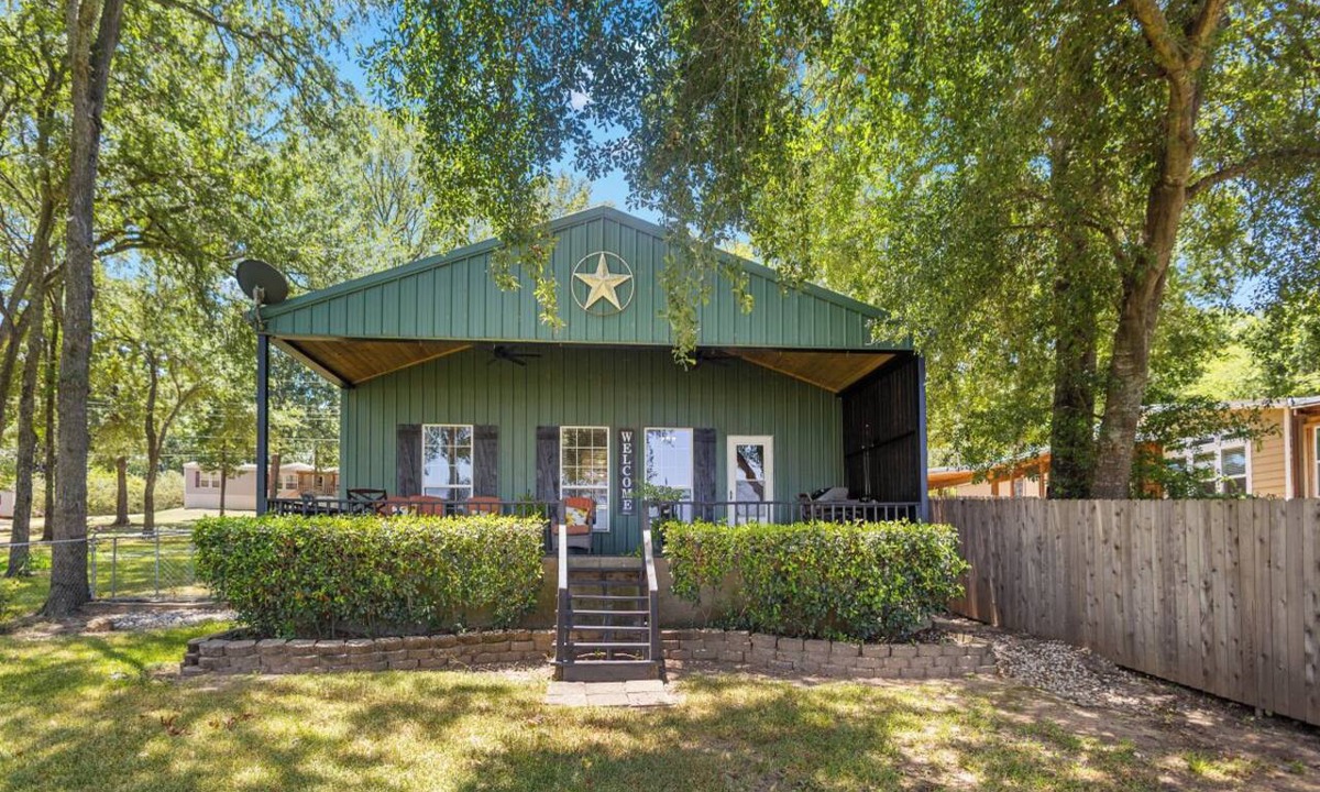 Cedar Creek Reservoir House | HunnyBear Hideout on Cedar Creek Lake