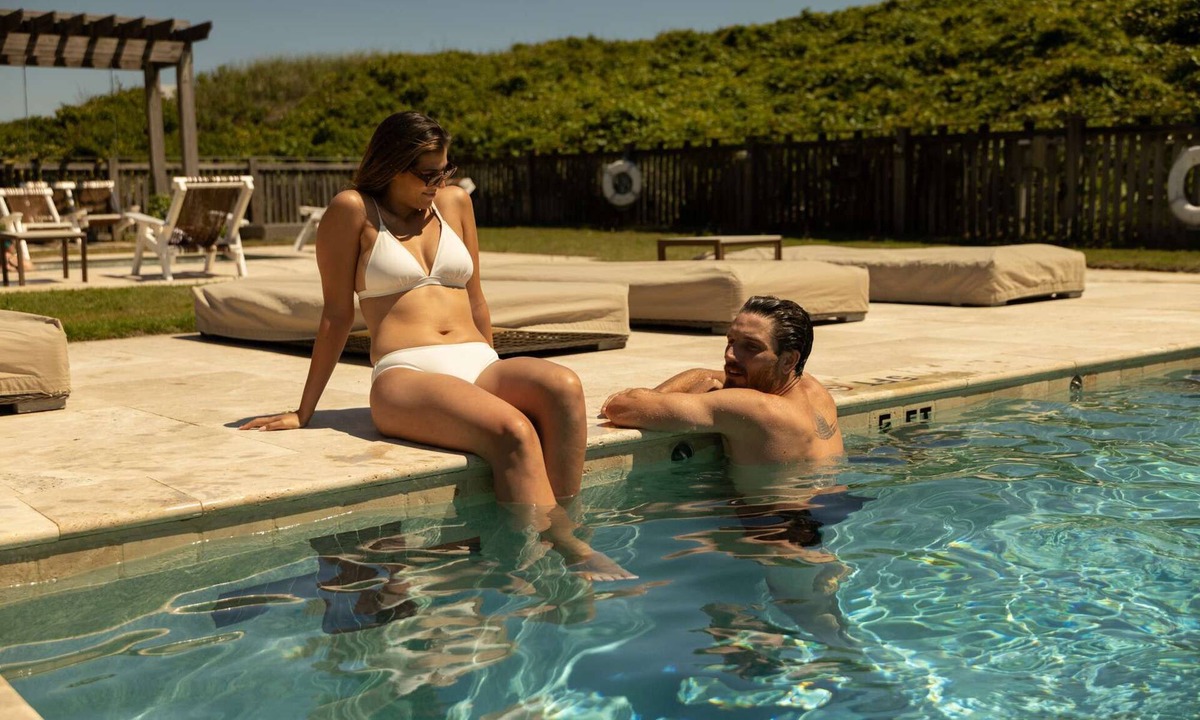 Duck Hotel | King with Direct Pool Access + Restaurants & Spa