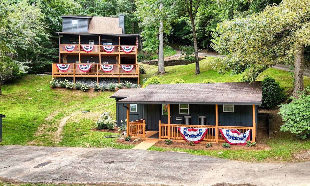 Hiawassee House | Lakefront Home & Guest House with Two Docks, and Breathtaking Mountain Views!