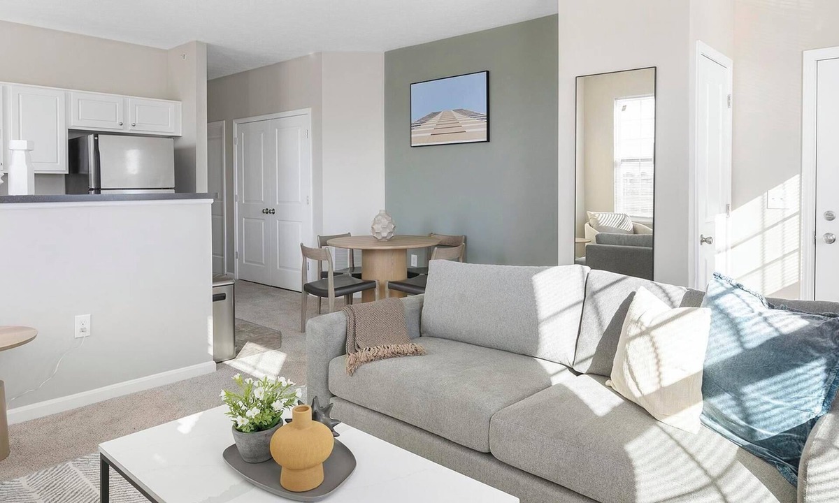 Canal Winchester Apartment | Landing | Amazing 2BD, Clubhouse, Pool