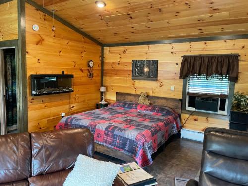 Large House | Lily Pad Cabin