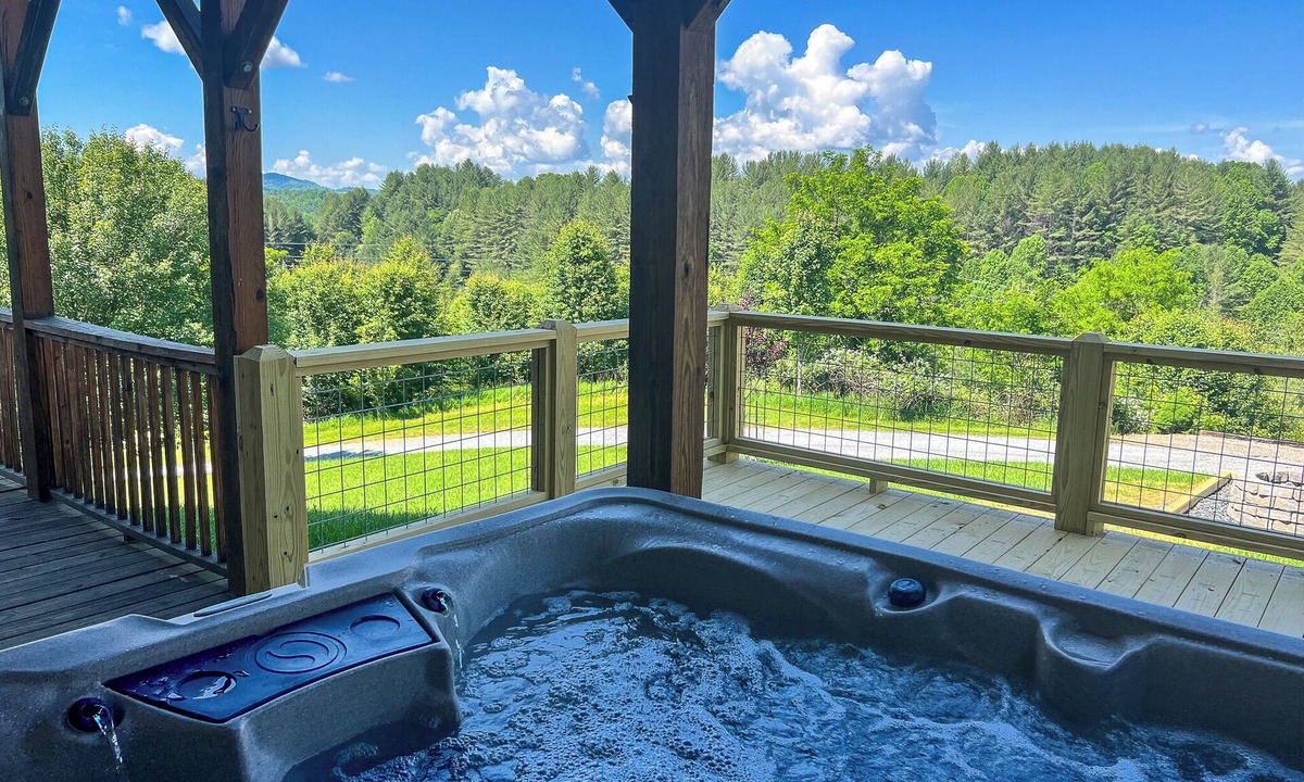 Piney Creek Cabin | Logged Out: Mountain Cabin w/Hot Tub, Arcade & Game Room, River Access