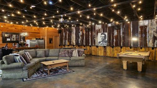 Copperhill House | Lovely Copperhill Cabin Rental for a Tennessee Vacation