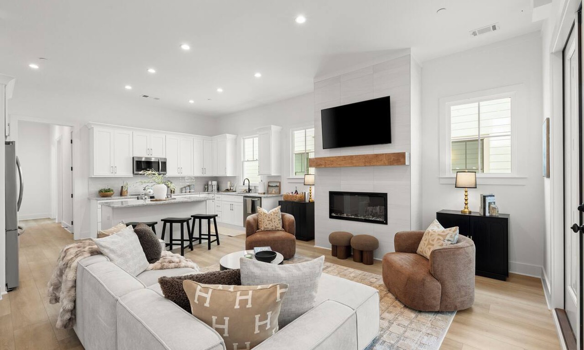 Woodstock Apartment | Luxe New 2BR Adair Park Downtown Woodstock