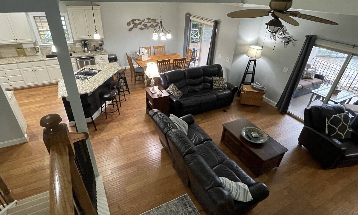 Lavonia House | Luxurious & Spacious Lake Hartwell Home