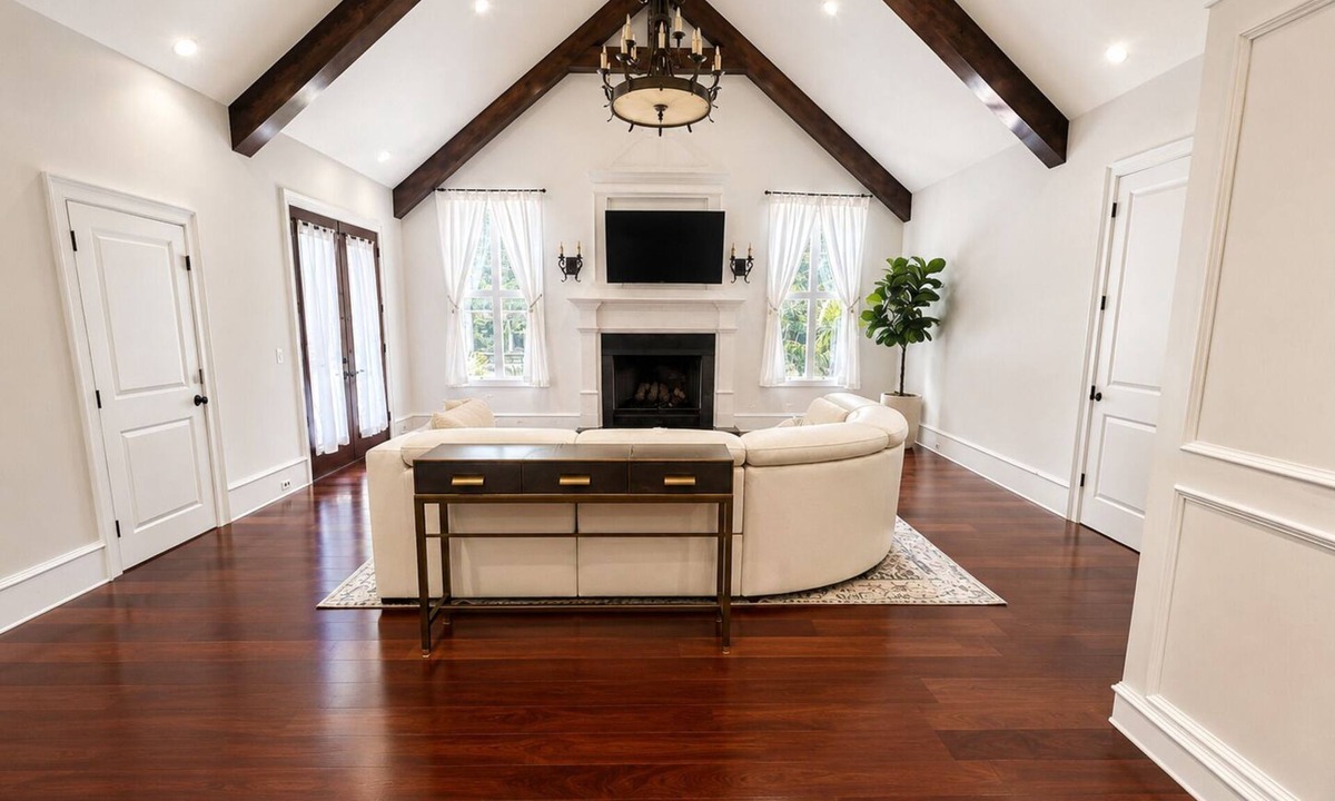 Sandy Springs House | Luxury Buckhead Retreat for World Cup