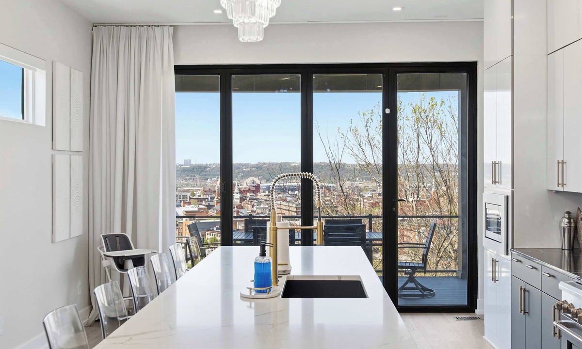 Mount Adams House | Luxury Mt Adams Retreat