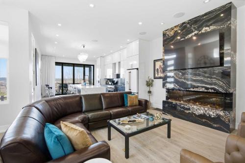 Mount Adams House | Luxury Mt Adams Retreat Suites